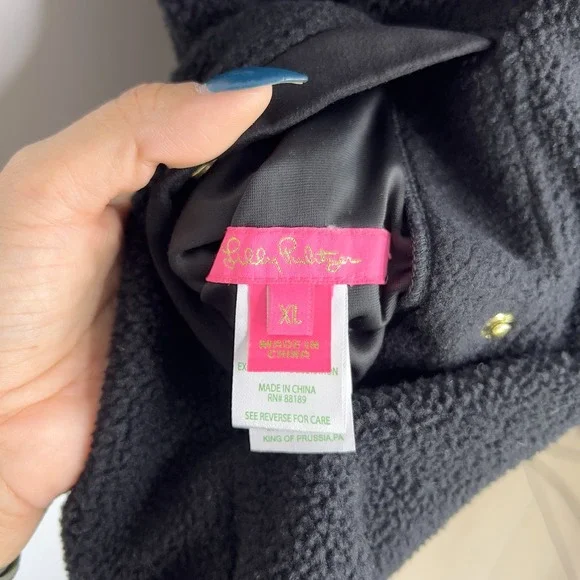 Lilly Pulitzer Brooklee Reversible Sherpa Vest‎ Black Faux Suede Size XL EUC - Picture 11 of 16